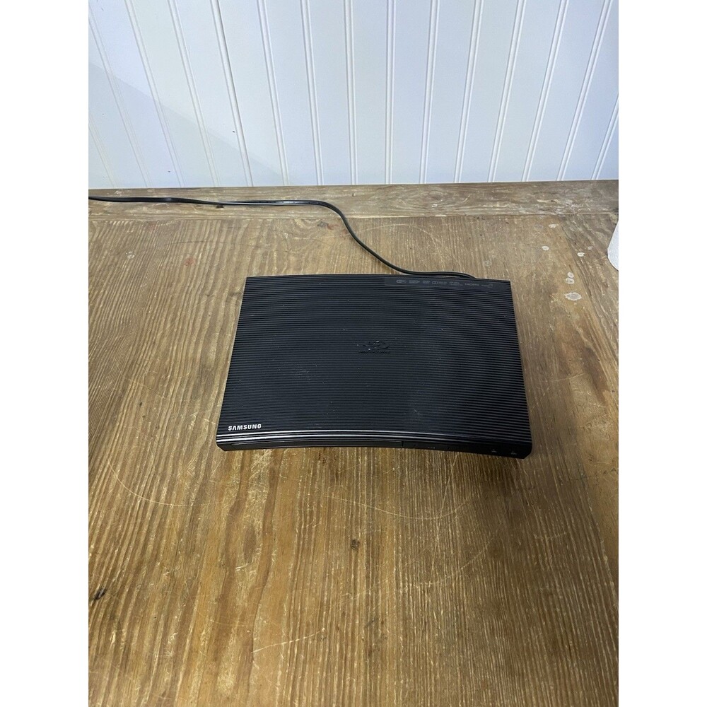 Samsung BD-J5700 Smart Curved Blu-Ray Disc DVD Player Streaming No Remote Tested